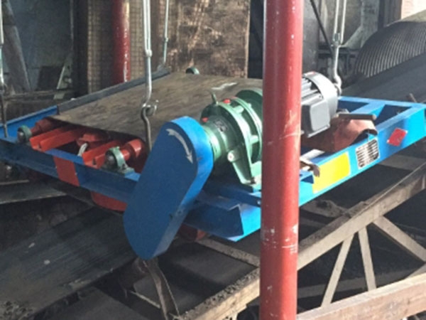 干式电磁除铁器 (9)